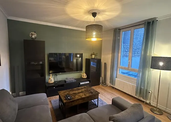 Апартаменты Spacious T3 Centre Coty